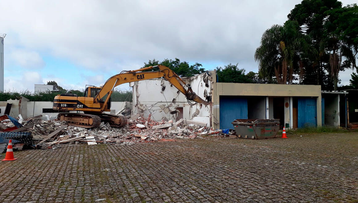 Descomissionamento de área industrial